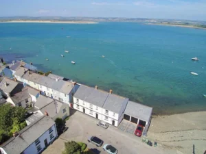 Appledore beach side dog friendly lodge