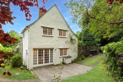 Porlock one bed pet friendly cottage