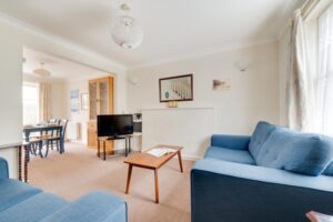 Budget pet friendly cottage in city centre