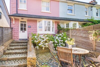 Salcombe self catering cottage for families