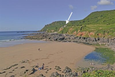 South Devon large beachfront holiday cottage