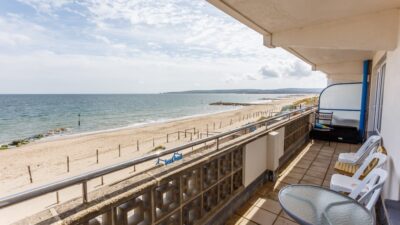 Sandbanks seafront pet friendly apartment