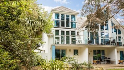 Sandbanks self catering modern townhouse