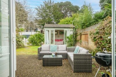 Sandbanks dog friendly bungalow sleeps 8