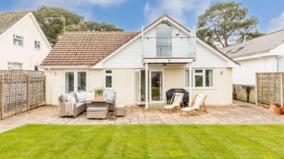 Sandbanks four bed beachside cottage