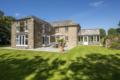 Cornwall luxury barn conversion sleeps 8