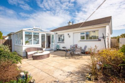 Carbis Bay dog friendly bungalow sleeps 6