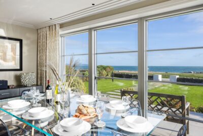 Luxury pet friendly beachside house sleeps 8