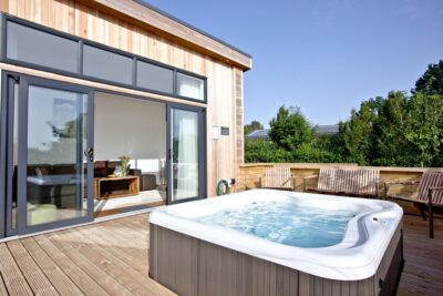 Somerset hot tub lodge sleeps four