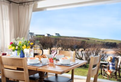 Treyarnon Bay pet friendly cottage sleeps 8