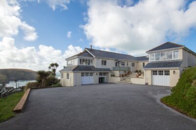 Portreath large five bedroom beach house