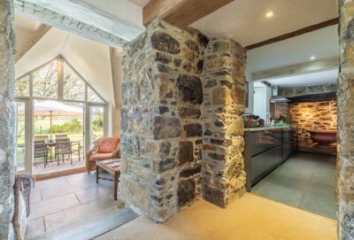 Farmhouse with five en-suite bathrooms