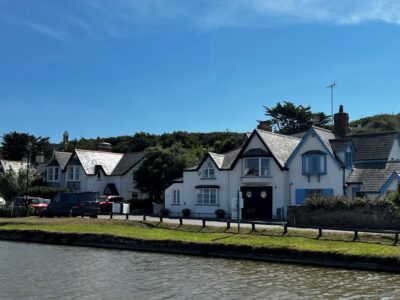 Bude 5 bed pet friendly holiday cottage