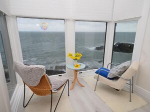 Seafront holiday apartment sleeps 4