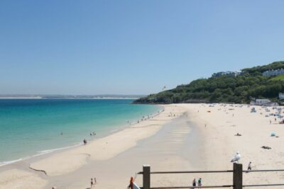 St Ives period cottage with private hot tub