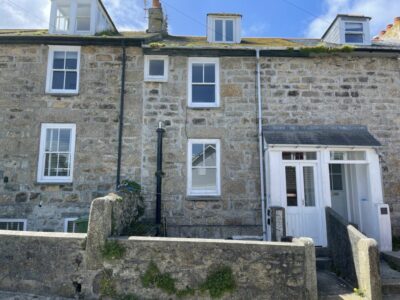 St Ives budget cottage sleeps 5