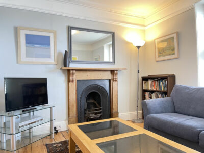 St Ives period cottage with pets welcome