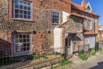 Wells next the Sea boutique cottage sleeps 9