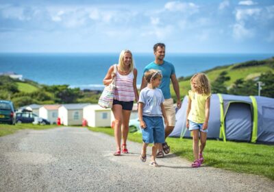 Cornwall budget family friendly caravan park