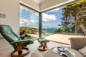 Luxury four bed sea view holiday home