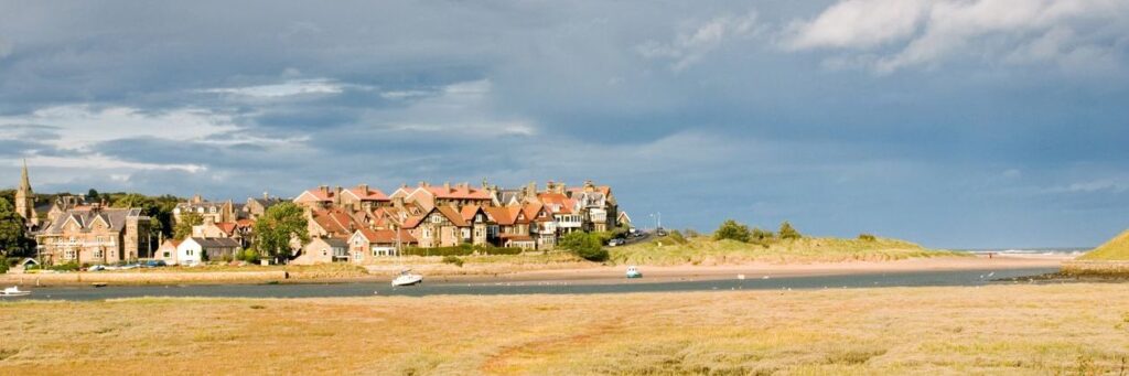 Alnmouth Cottages by the Sea