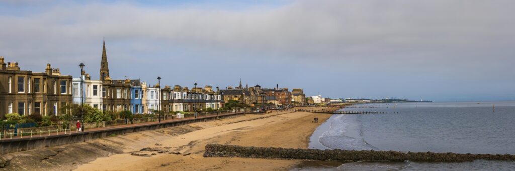 Edinburgh Cottages by the Sea