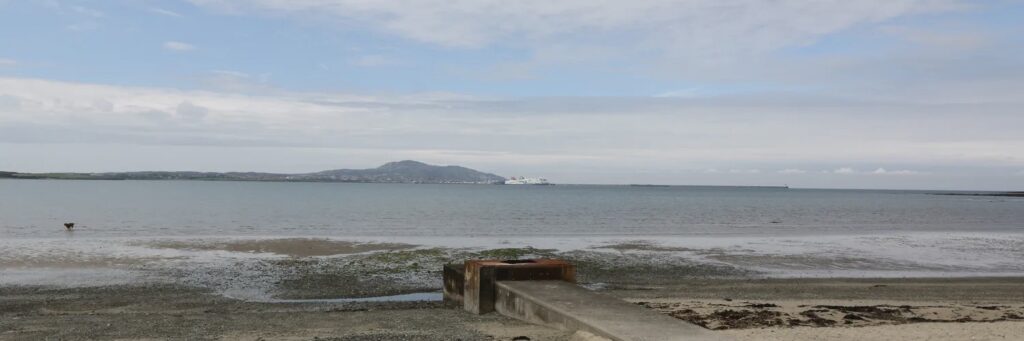 Llanfachraeth Seaside Accommodation