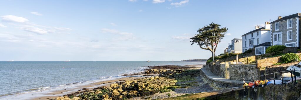 Large Seaview Village Beachfront Cottages