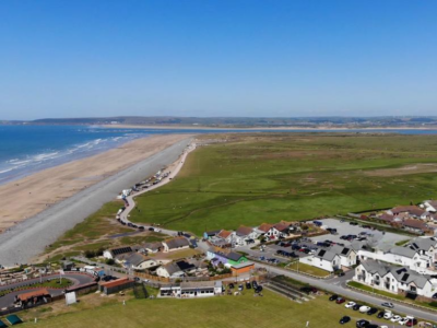 Westward Ho beachside pet friendly house