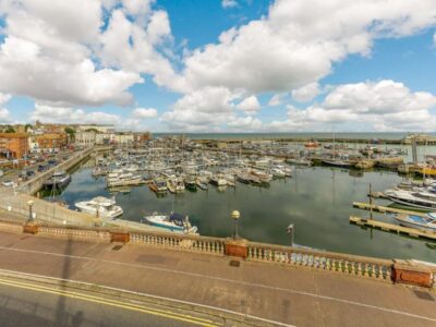 Ramsgate large four bed seaside cottage