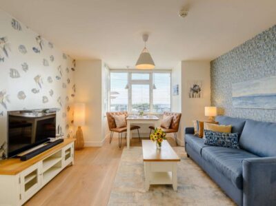 Hythe ground floor beachfront apartment