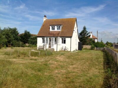 St Marys Bay dog friendly cottage by the beach