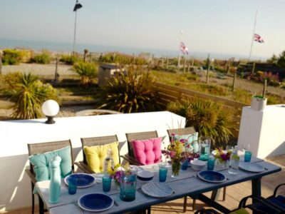 Pevensey Bay cottage with beach access