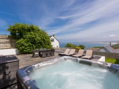 Carbis Bay large holiday home sleeps 7