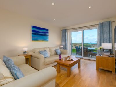 Carbis Bay family friendly luxury apartment