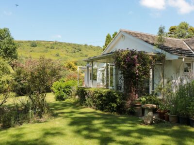 Dorset detached bungalow sleeps 8