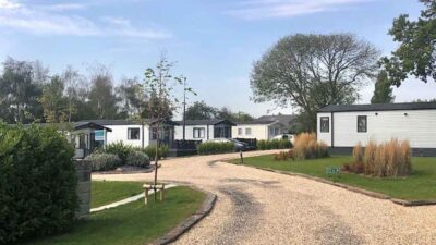 Caravans with hot tubs and outdoor pool