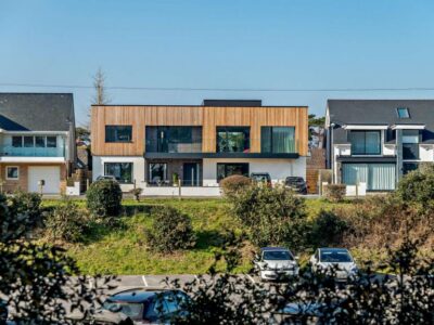 Christchurch couples apartment by the beach