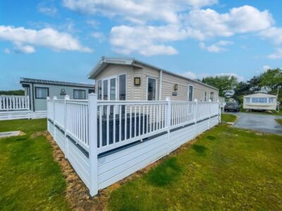 Lowestoft family beachside holiday park