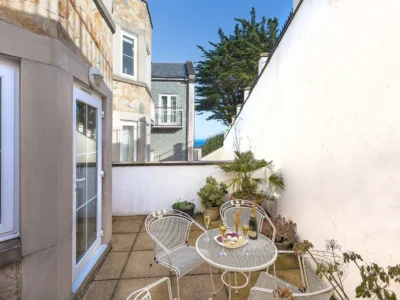 Carbis Bay 1 bed self catering apartment