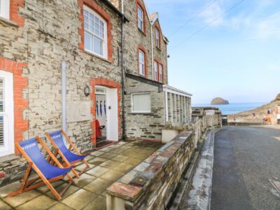 Trebarwith Strand budget dog friendly cottage