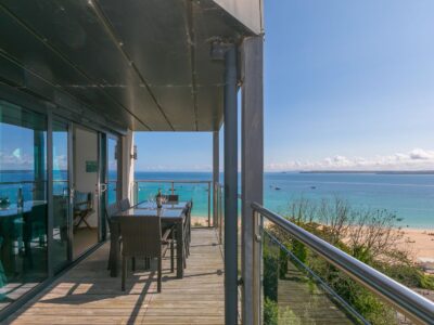 St Ives luxury apartment with private balcony