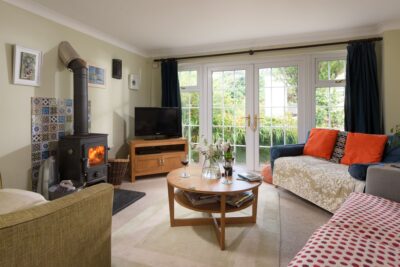 Gwithian large pet friendly cottage sleeps 8